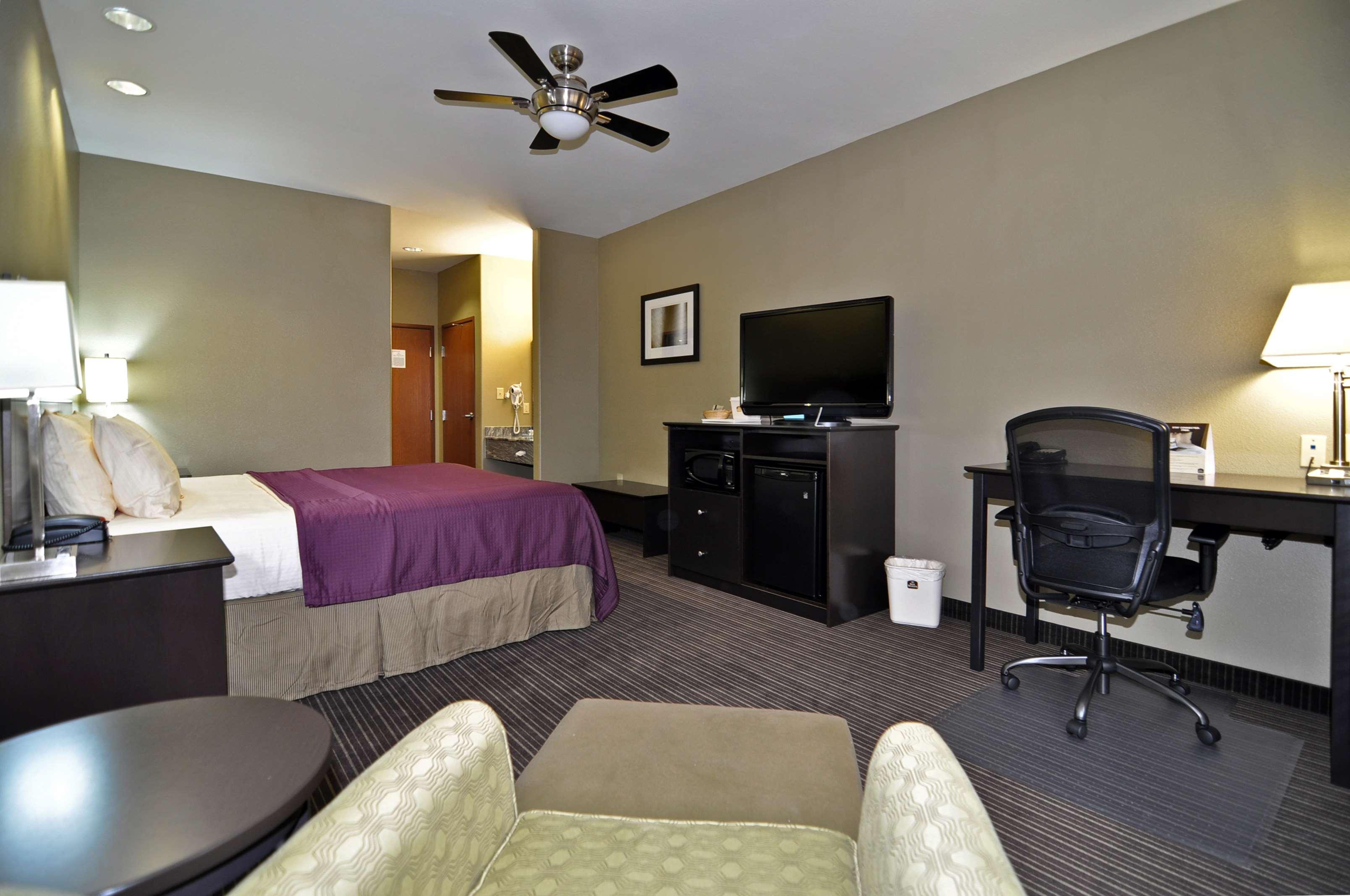 Best Western Giddings Inn & Suites Phòng bức ảnh