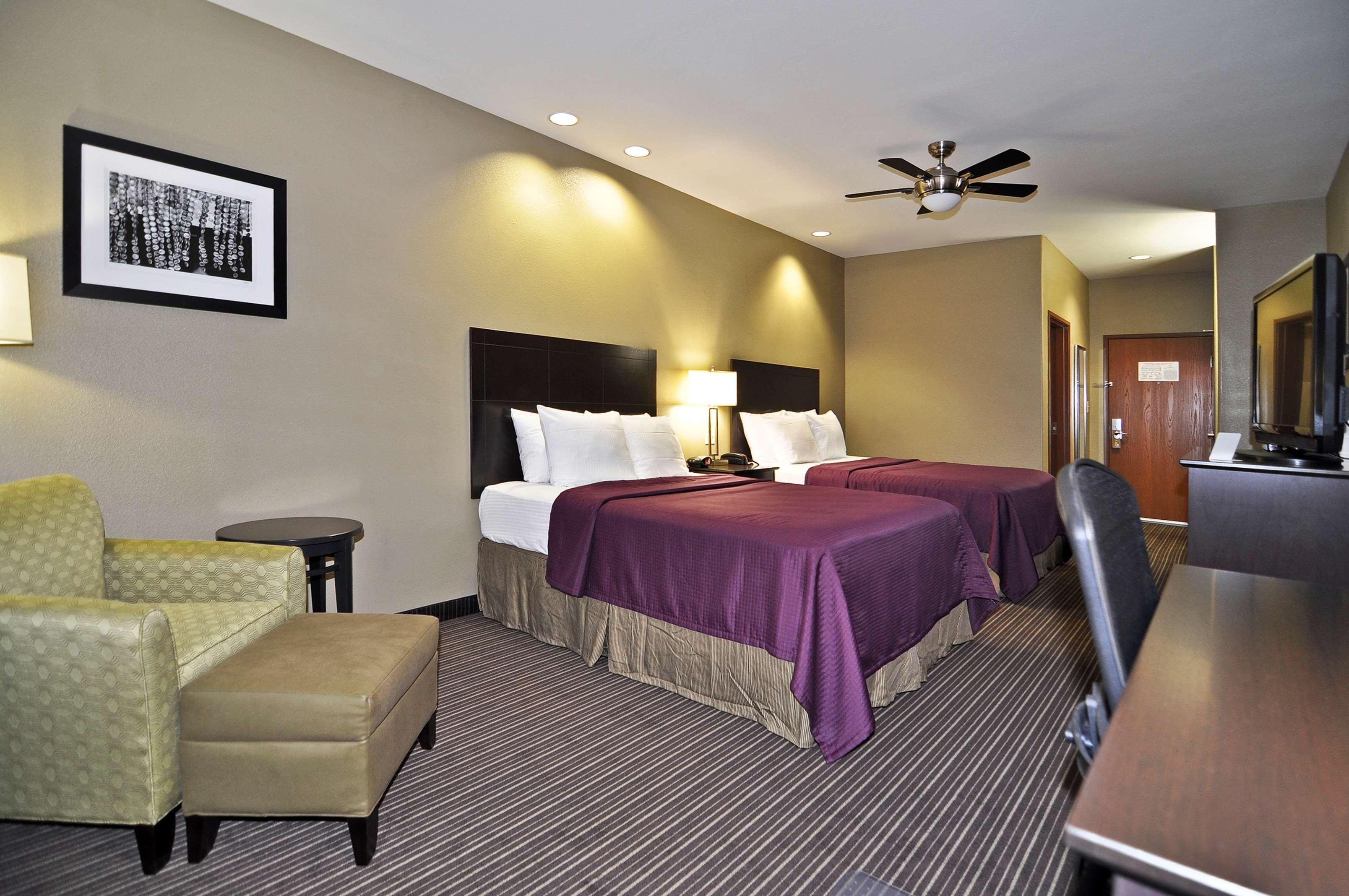 Best Western Giddings Inn & Suites Phòng bức ảnh