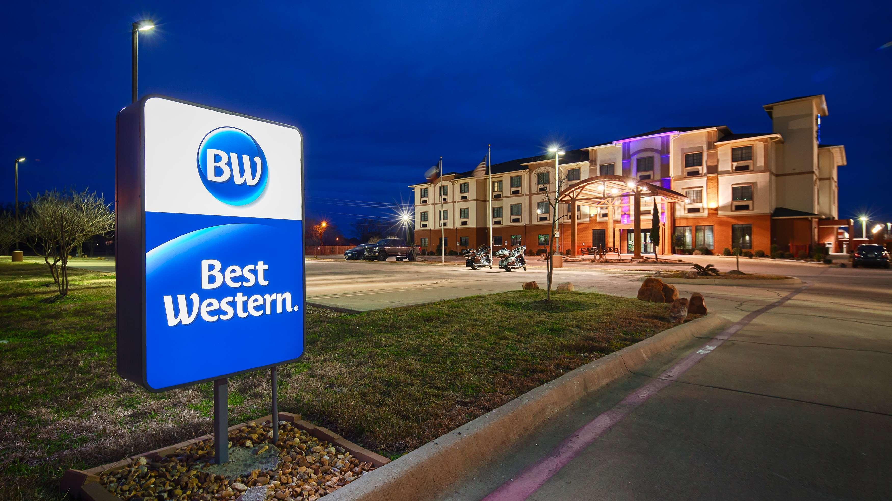 Best Western Giddings Inn & Suites Ngoại thất bức ảnh